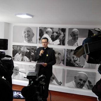 “Cántale al Papa” tiene sus 10 finalistas